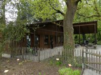 k-2022 1. Mai Rombergpark Lehrbienenhaus 